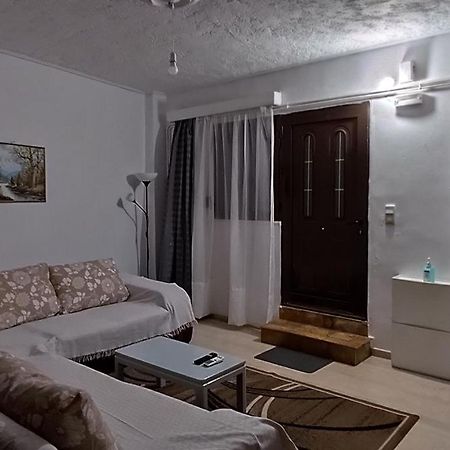Ευρύχωρο Και Άνετο Διαμέρισμα Στην Ιτέα Joanna'S Apartment Kirra Esterno foto