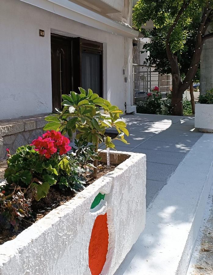 Ευρύχωρο Και Άνετο Διαμέρισμα Στην Ιτέα Joanna'S Apartment Kirra Esterno foto