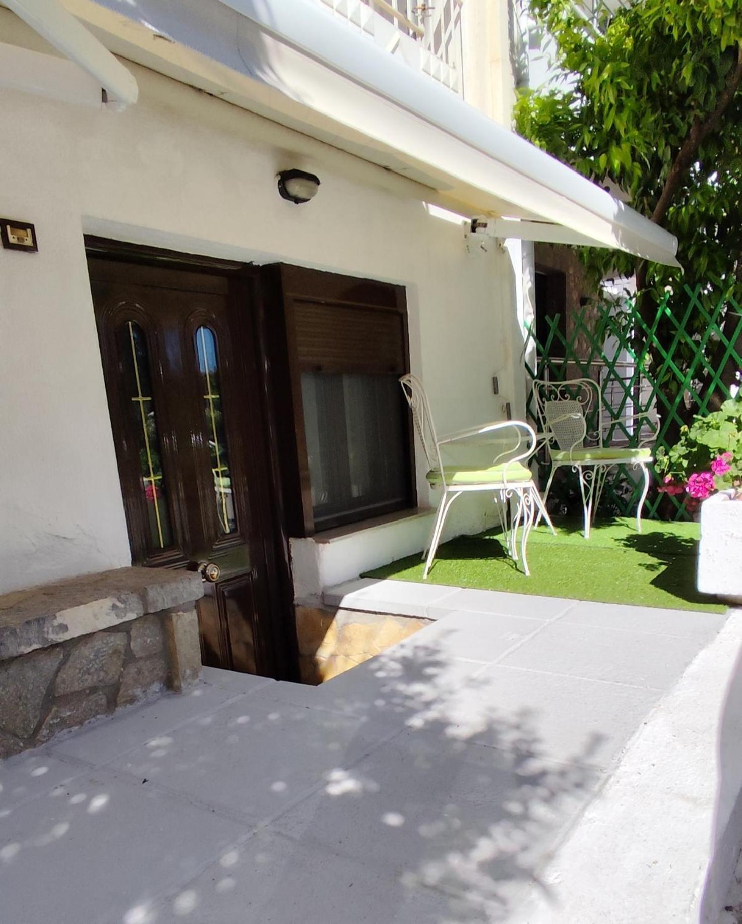 Ευρύχωρο Και Άνετο Διαμέρισμα Στην Ιτέα Joanna'S Apartment Kirra Esterno foto